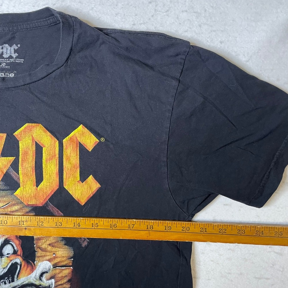 ACDC Givin The Dog A Bone Graphic T-Shirt Mens Large Black Short Sleeve Band Tee - Picture 4 of 5